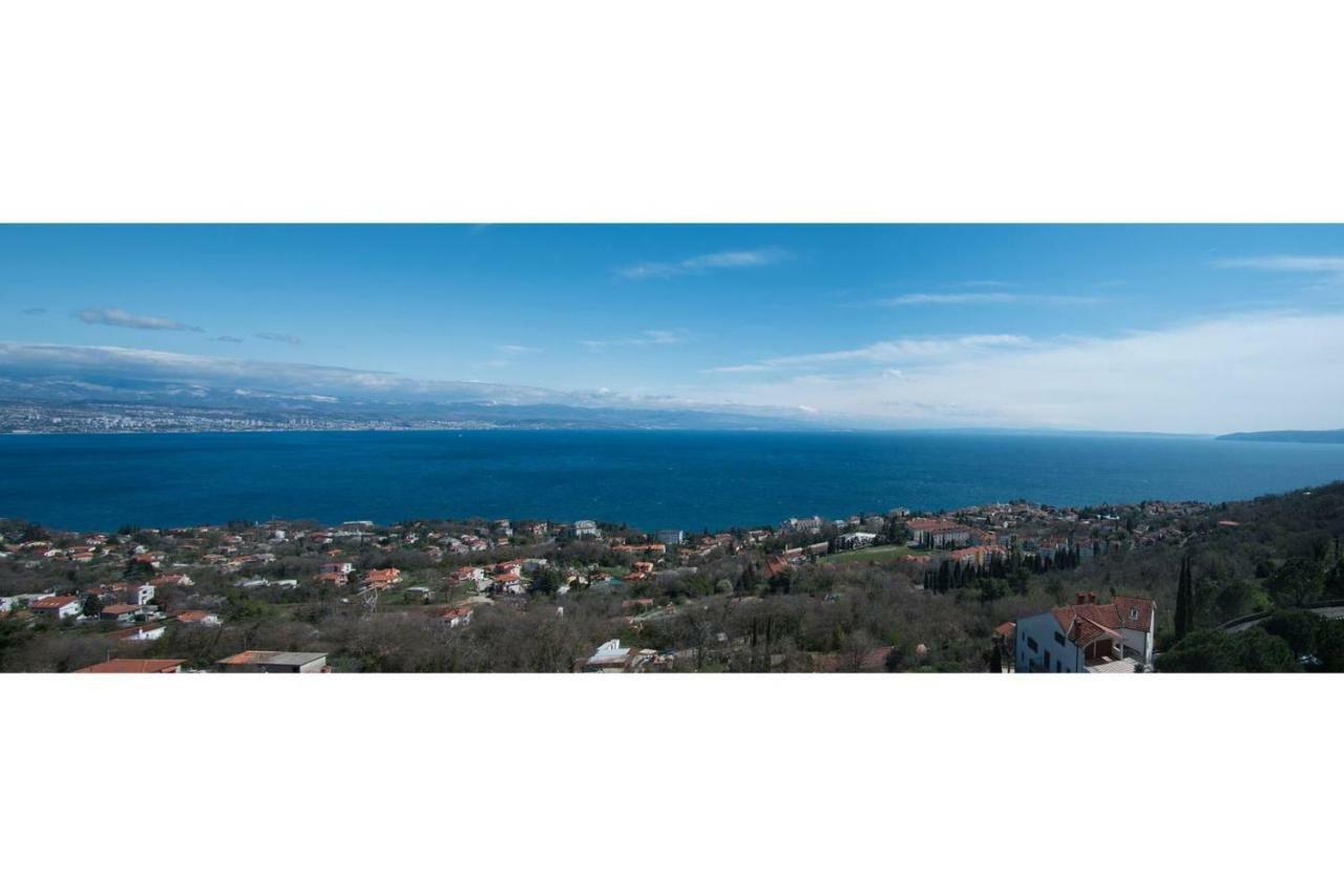 Cvita - Cozy apartment with an amazing view Laurana Esterno foto